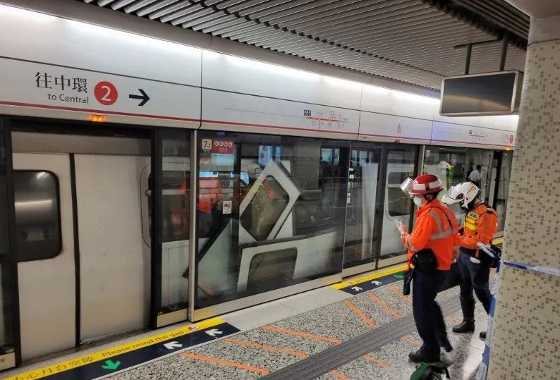 港铁油麻地站列车事故原因:金属护栏组件移位(图1)